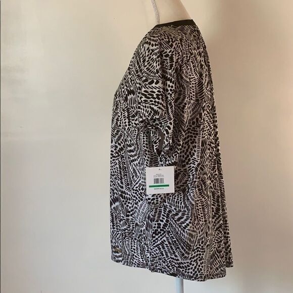 NWT Ellen Tracy B&W Tribal Print Top Size Large NEW WITH TAG - Picture 4 of 15